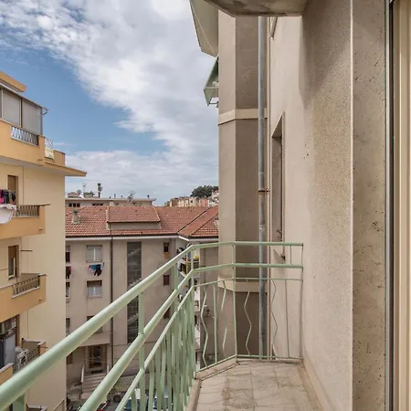 Palomar Apartment Sanremo